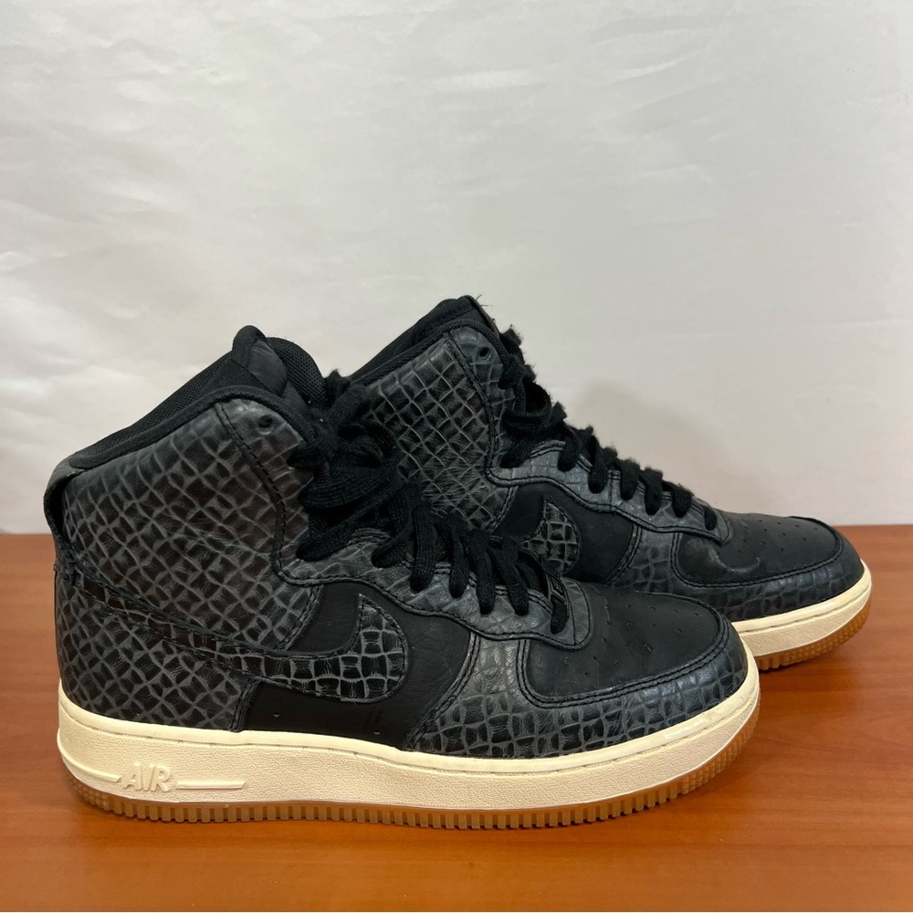 Nike Women’s Black High-Top Sneakers with Cream Midsole and Gum Outsole